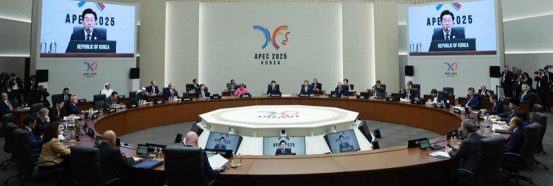 李 “조화와 상생 신라 화백 정신으로… 공동번영 힘 합쳐야”