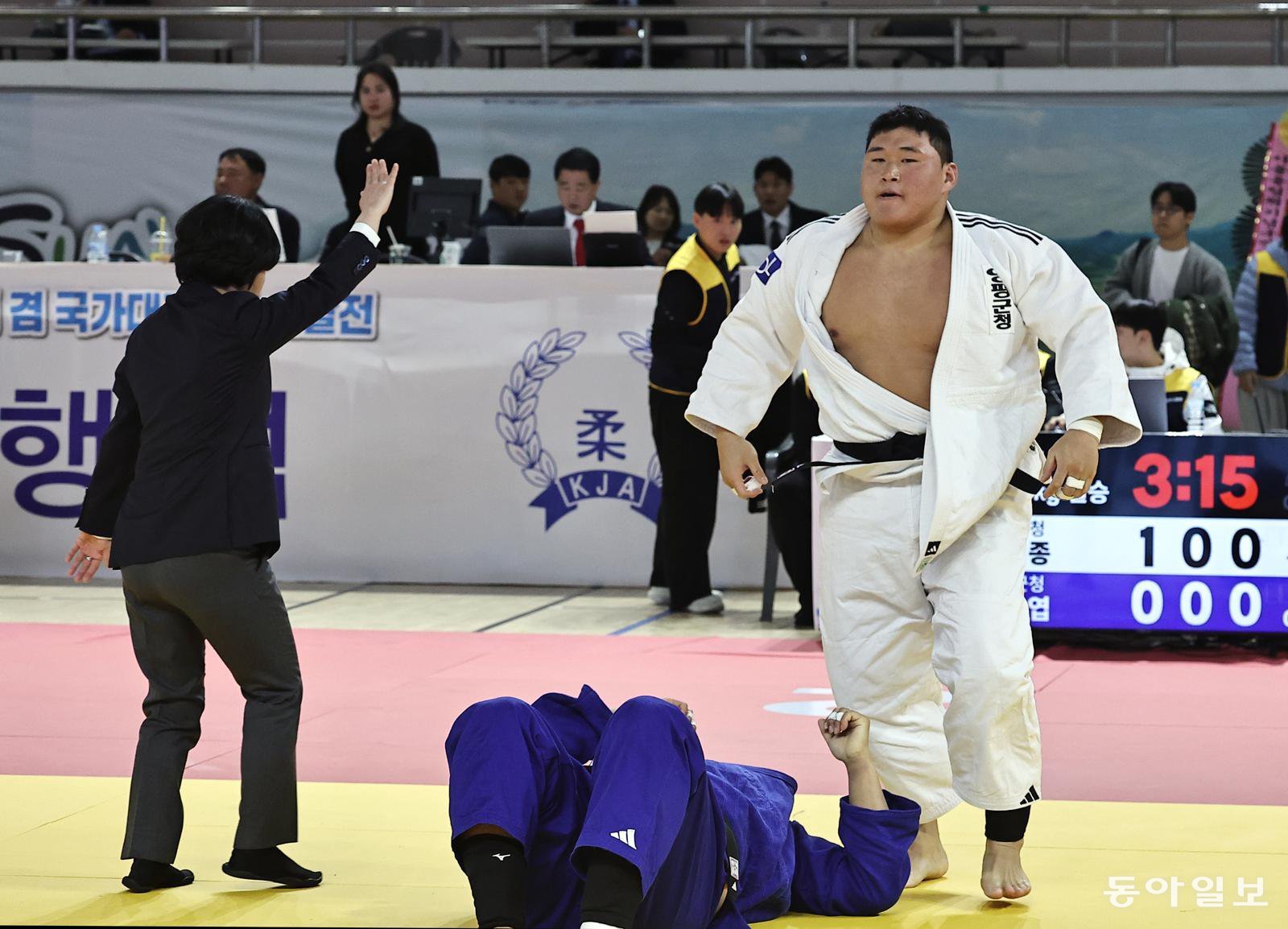 파리 은메달리스트 김민종, ‘신성’ 이승엽 꺾고 <b>국가대표 선발</b>전 우승