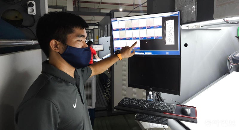 “285m 원단내 113개 먼지 결점, AI가 2분이면 찾아내”