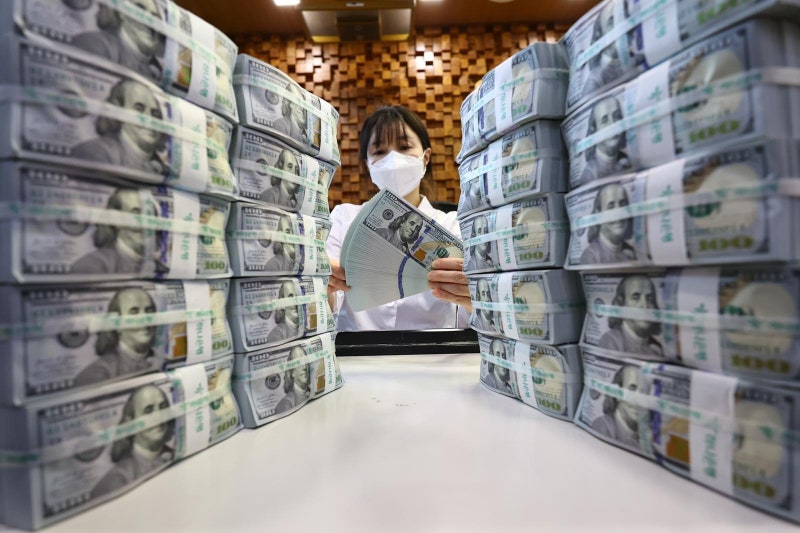 외환보유액 5개월째 증가 4288억달러… 세계 9위로