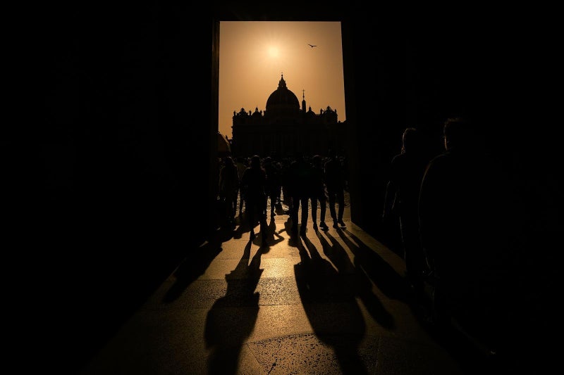 “성모 마리아 ‘공동 구세주’ 칭호 부적절”… 교황청, 수백년 이어져온 논쟁에 마침표