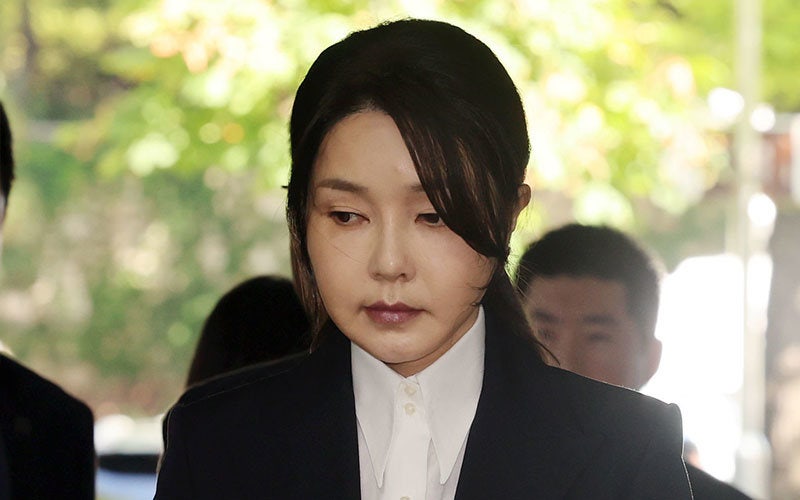 [단독]반년 넘게 ‘샤넬백’ 부인하던 김건희 “백만 받고 목걸이 안받아”