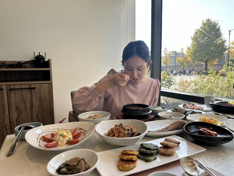 0003672947_001_20251108014332111.jpg?type=w800