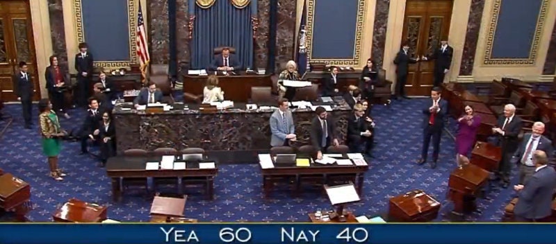 10일(현지 시간) 미국 상원이 연방정부 셧다운 종료를 위한 임시예산안을 찬성 60표, 반대 40표로 통과시키고 있다. 사진 출처&#160;CSPAN