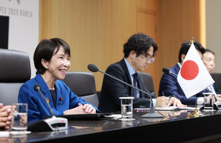 다카이치 사나에 일본 총리가 30일 경북 경주 APEC 정상회의장에서 열린 이재명 대통령과의 한일 정상회담에서 발언하고 있다. (APEC 2025 KOREA & 연합뉴스. 재판매 및 DB 금지) 2025.10.30/