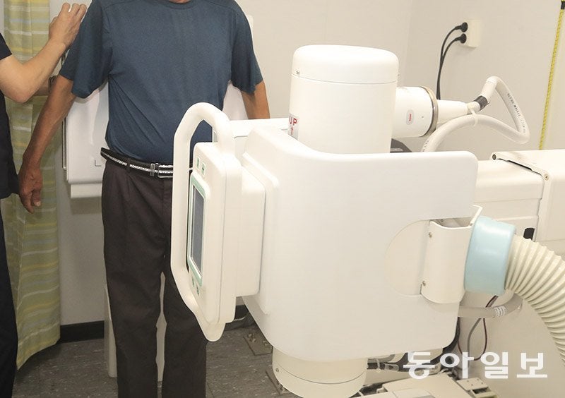 [단독]국가검진 흉부 엑스레이, 65세 이상으로 상향 검토