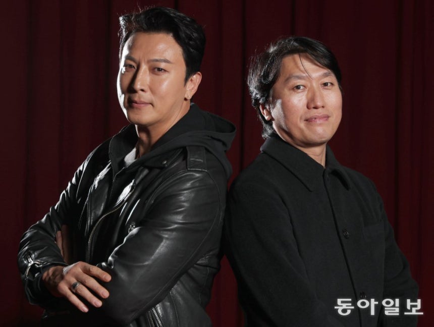 25일 서울 종로구 세종문화회관에서 만난 연극 ‘트랩’의 배우 박건형(왼쪽)과 하수민 연출. 변영욱 기자 cut@donga.com