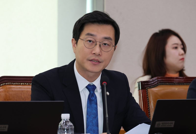 성추행 혐의 고소당한 <b>장경태</b> “허위 <b>무고</b>, 강력 대응”
