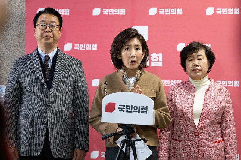 尹 1심 지귀연 판사 바뀔수도…<b>내란</b><b>재판부</b> 설치법안 법사소위 <b>통과</b>