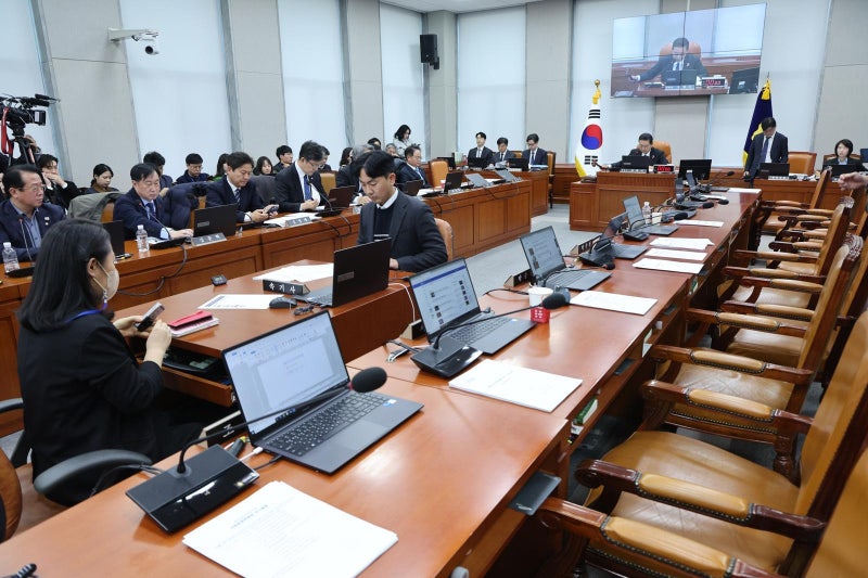 ‘60명 미만시 필버 중지법’ 운영-법사위 통과