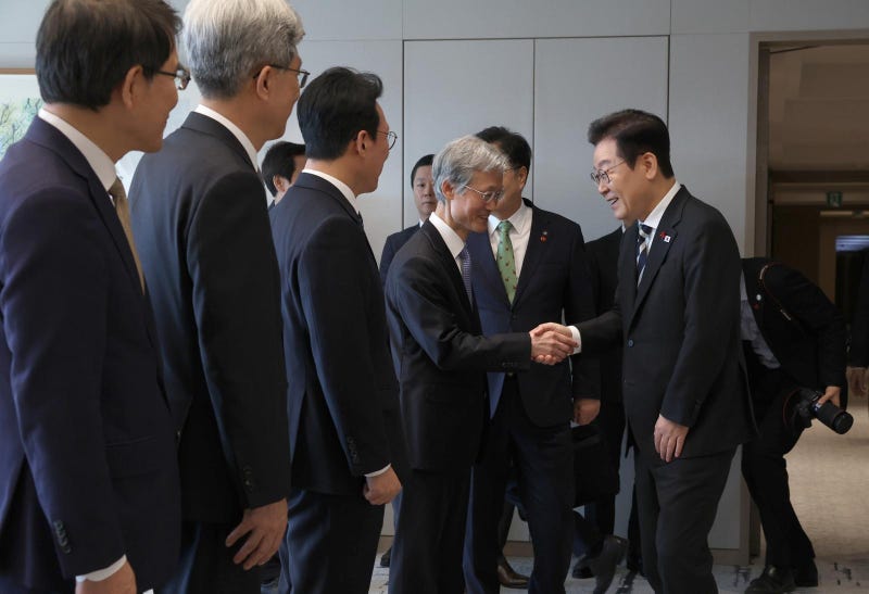 李, 與 내란재판부 추진에 “국회가 국민주권 의지 잘 받들것”