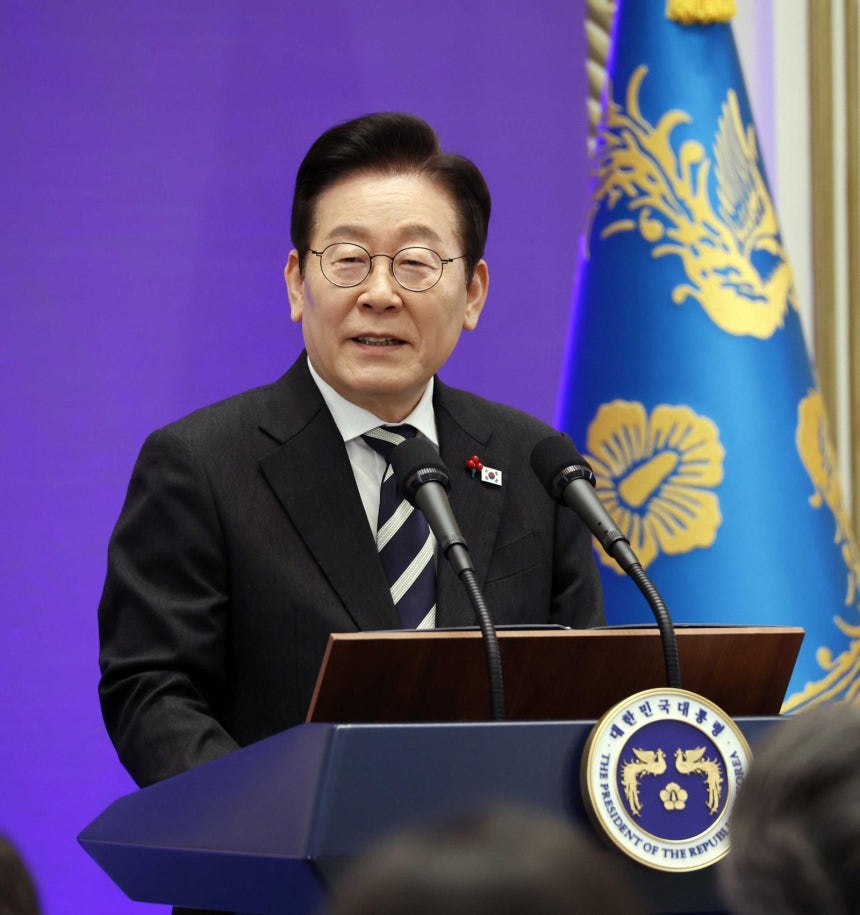 이재명 대통령이 비상계엄 1년을 맞은 3일 서울 청와대 영빈관에서 외신 기자회견을 하고 있다. 2025.12.3. 대통령실사진기자단