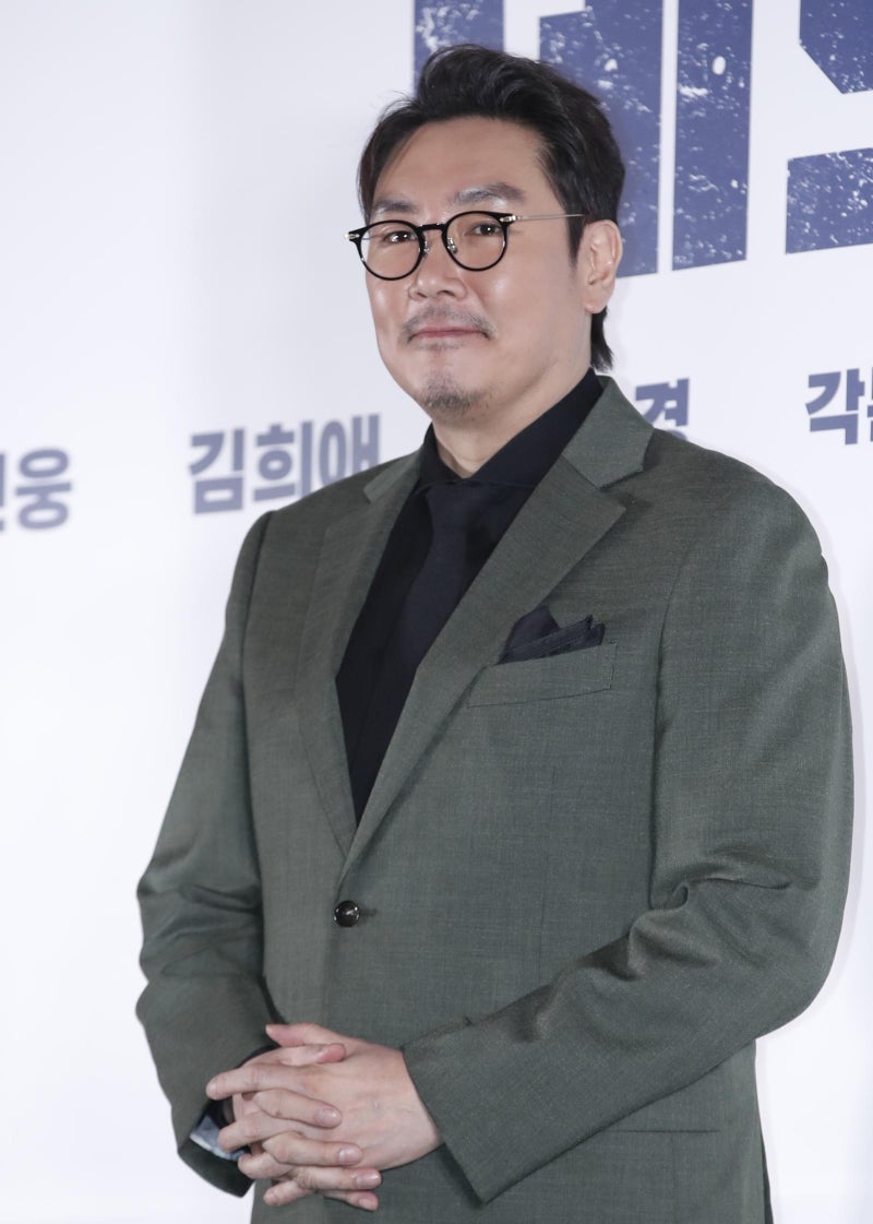 배우 <b>조진웅</b> ‘<b>소년범</b>’ <b>의혹 인정</b>…성폭행은 부인