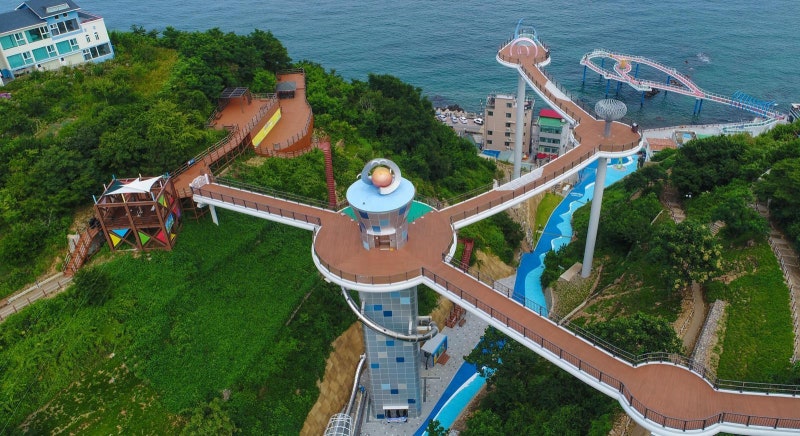 동해 명소 무릉건강숲-도째비골에 무장애 키오스크-점자 설치