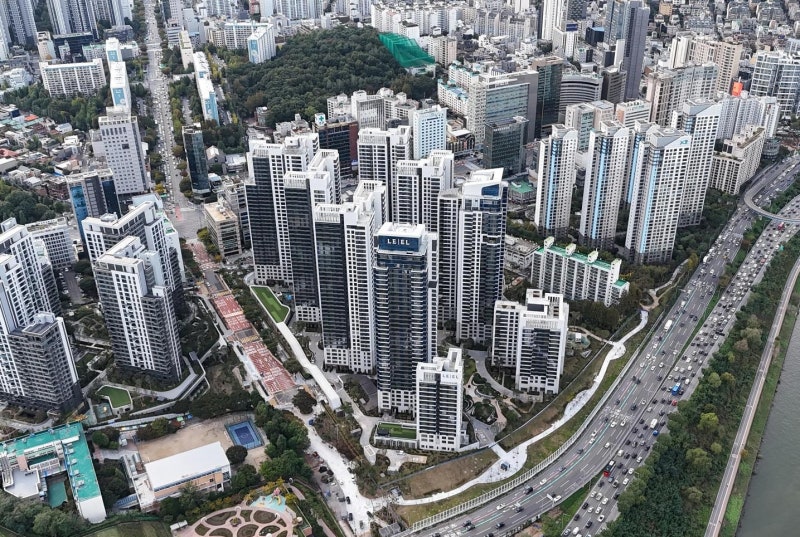 서울 청담동 한강변에 1261채 대단지 입주