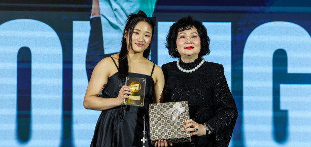 <b>안세영</b>, 3년 연속 ‘<b>올해의</b> 여자 <b>선수</b>’…서승재·김원호 ‘<b>올해의</b> 남자...
