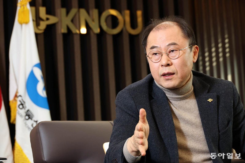 “원격교육에 AI 접목 추진… 모르는 부분 알려주고 수업도 추천”