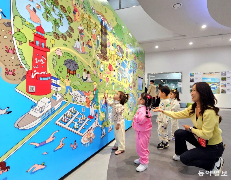 “우와! 오이도에 어린왕자가 살고 야자나무도 있어요”