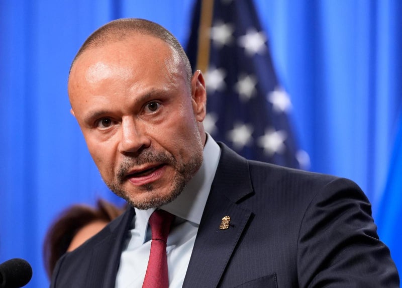 “정부가 엡스타인 명단 은폐” FBI 부국장 사임[지금, 이 사람]