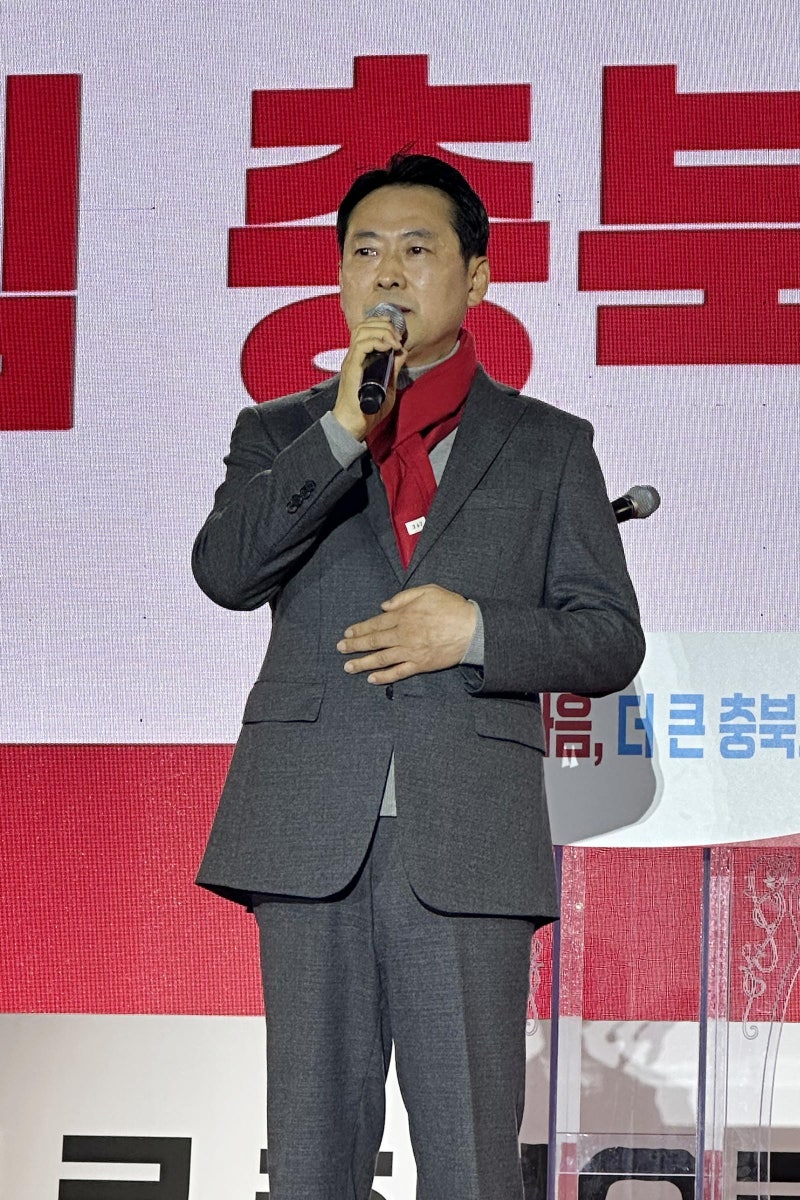 한동훈-김문수 연대에, 장동혁 “계엄 책임져야”