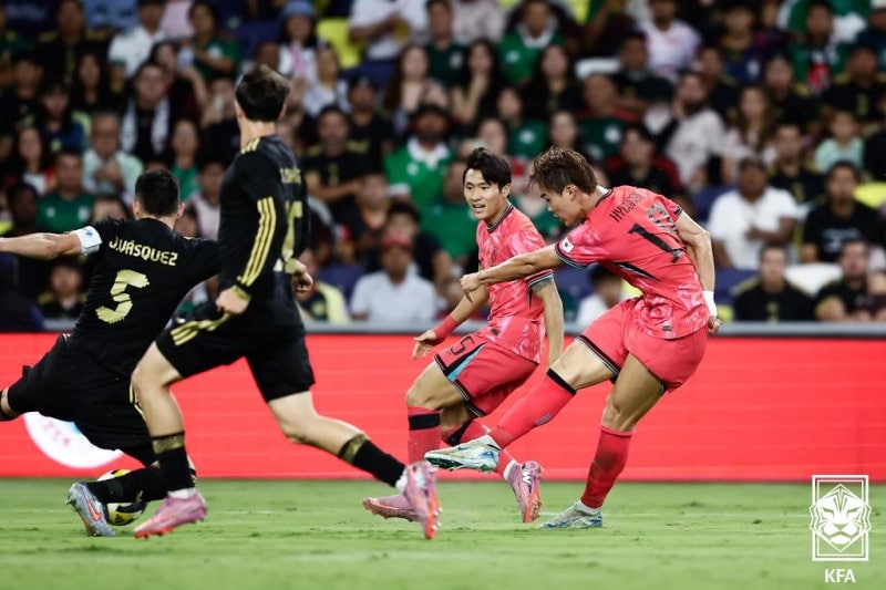 [이원홍의 스포트라이트]‘역대급 배신’ FIFA의 폭력적인 5배 가격 인상