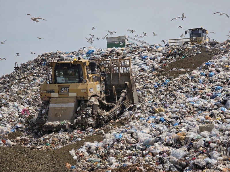 열흘뒤 수도권 쓰레기 못묻어… 민간 소각시설에 줄선다