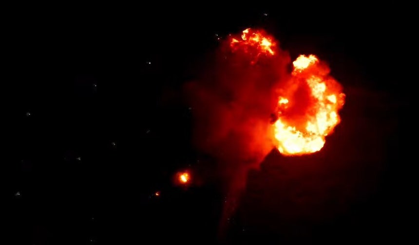 23일(한국 시간) 브라질 공군 산하 알칸타라 우주센터에서 민간 우주발사체 기업 이노스페이스의 첫 상업 발사체‘한빛-나노(HANBIT-Nano)’가 발사됐으나 폭발하는 것으로 추정되는 장면이 포착됐다.한빛-나노는