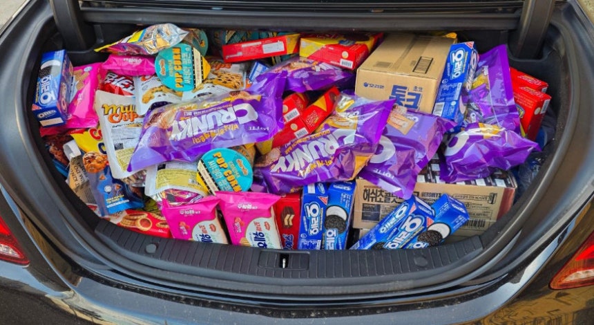 아이들을 위해 구매한 과자.보배드림