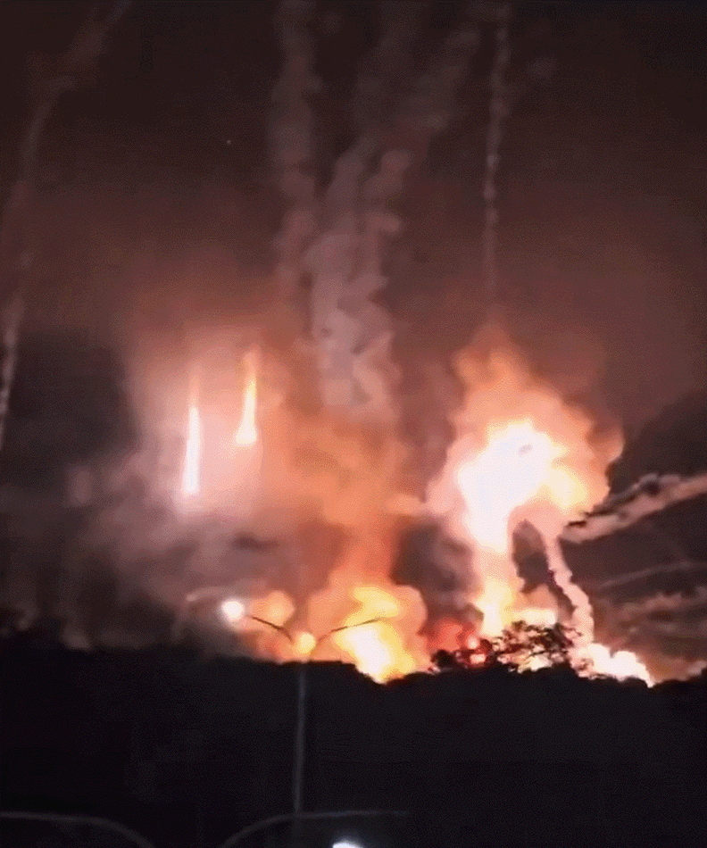 美, 베네수엘라 공습 개시… 마두로, 국가비상사태 선포