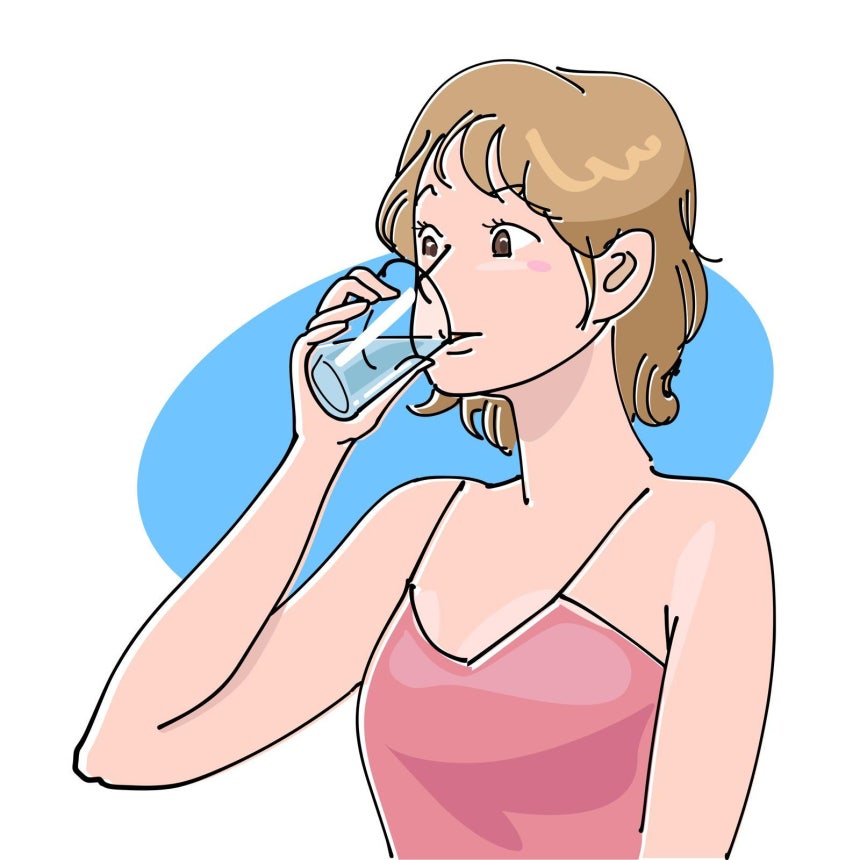 아침 공복에 물을 마시는 습관은 디톡스·다이어트 효과를 기대하며 확산됐지만,과학적으로는 해독 개념과는 거리가 있다는 지적이 나온다. 게티이미지뱅크