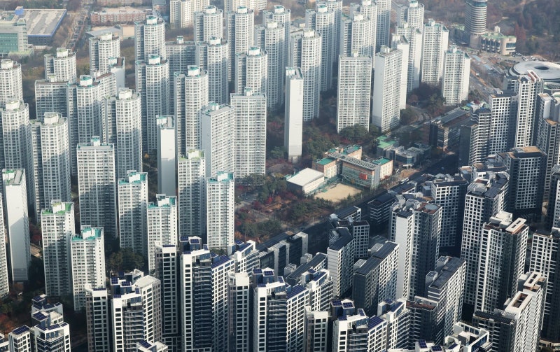 서울 20년 넘게 보유 집합건물, 작년 1만여명 팔아 역대 최다