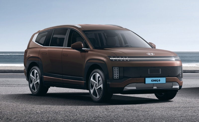 4년뒤 신차 절반 저공해차 팔아야… 내연차 퇴출 가속페달