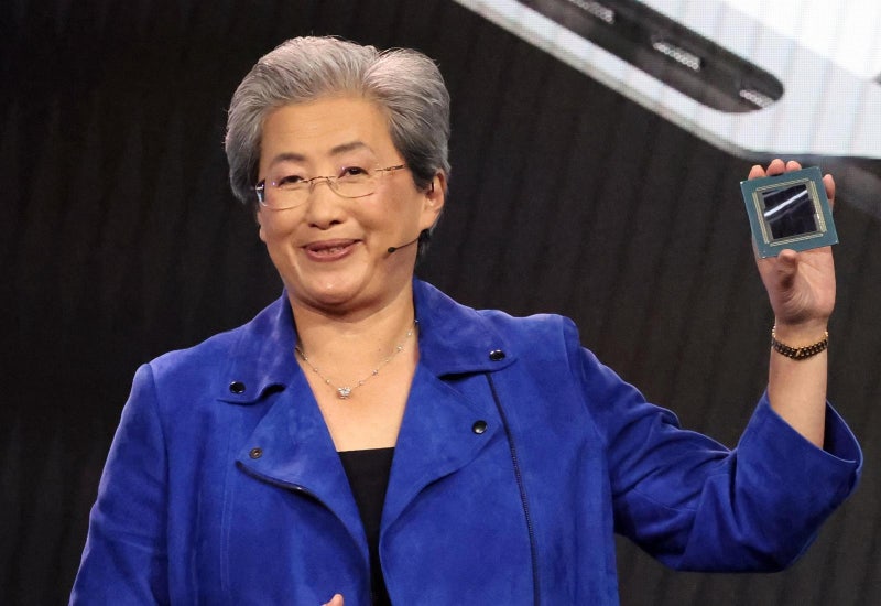 AMD 리사 수,  엔비디아에 맞설 첨단 GPU 공개