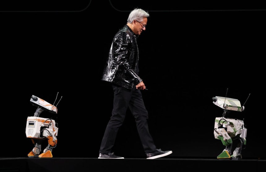 젠슨 황 엔비디아 CEO가 5일(현지시간) 미국 네바다주 라스베이거스 퐁텐블로 호텔에서 열린 엔비디아 CES 2026 라이브에서 로봇과 함께 기조연설을 하고 있다.  2026.1.6/사진공동취재단