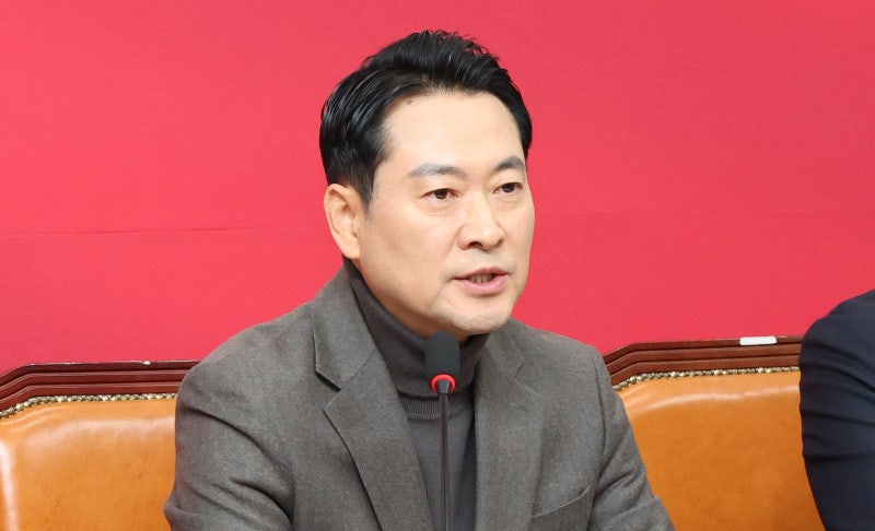 장동혁 “변화” 하루만에 친윤 일색 지도부 꾸려