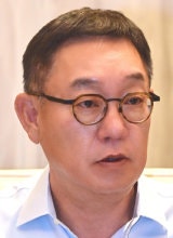 현신균 LG CNS 사장 “2년뒤엔 공장서 로봇이 일할것”