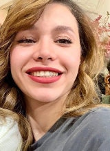 “시위 여대생 뒤통수 조준 사격”… 체포한 남성은 교수형