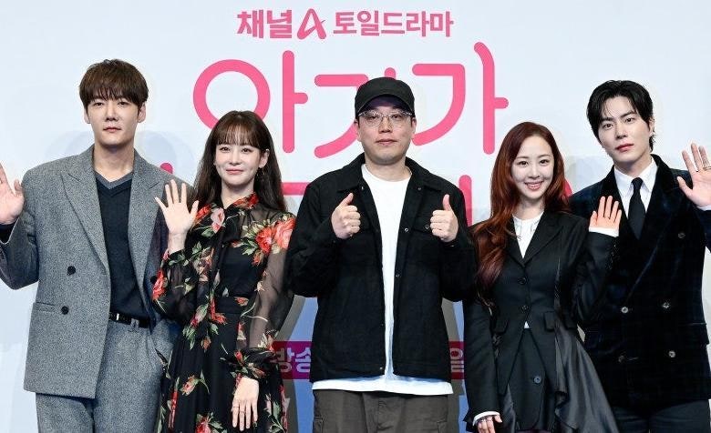 결혼은 꿈도 안꿨는데… 하룻밤 실수에 “앗, 아기가 생겼어요”