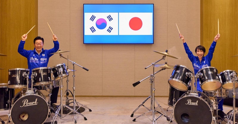 한일정상, 케데헌 ‘골든’ 드럼 합주… 다카이치, 李숙소 ‘깜짝 영접’도