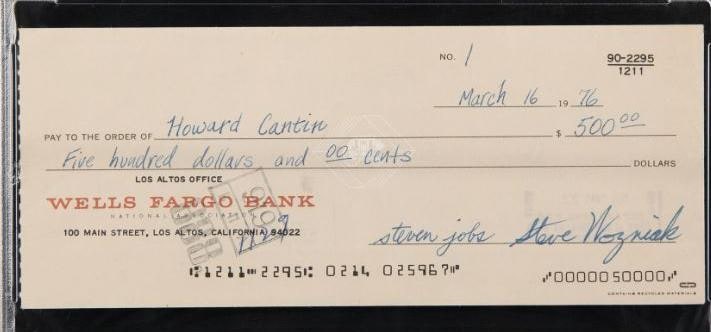 잡스가 50년전 서명한 수표 35억원에 팔려