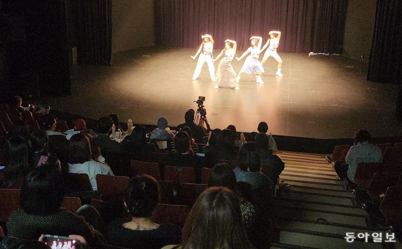 [현장속으로]부산서 오디션봤더니 아이돌로 ‘데뷔각’