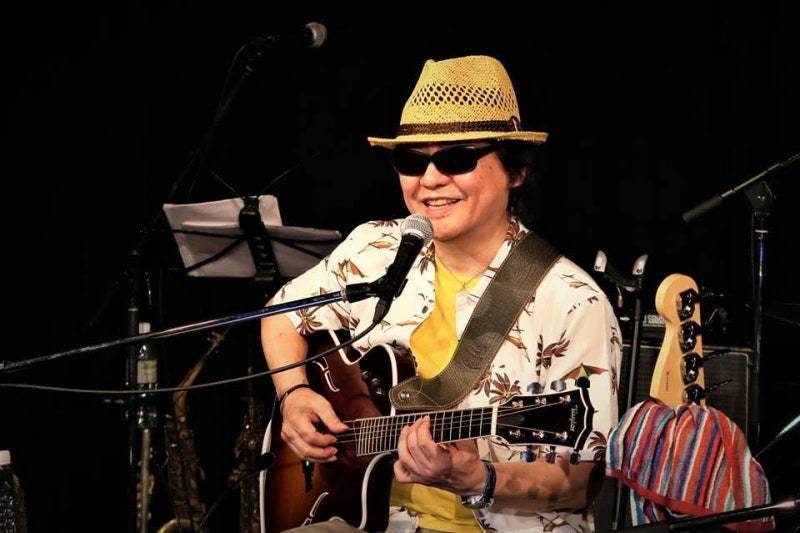 ‘흘러와 듣는 음악’ ‘찾아가 듣는 음악’ 달랐다