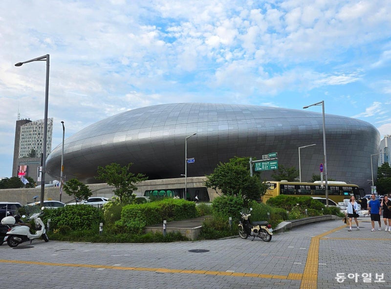 서울시장 선거 전초전, 뜨거운 ‘DDP-태릉-삼표 부지’