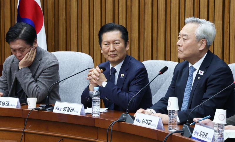 與 “보완수사권 없애고 요구권만 부여”… 정부案에 반기