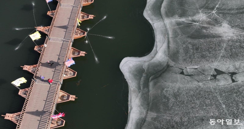 얼어붙은 한강… 주말 ‘영하 18도’ 한파 온다