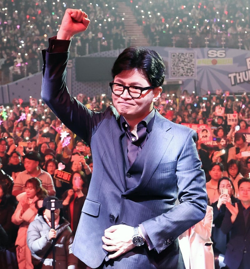 한동훈, 1만5000명 콘서트서 “제풀에 꺾일거란 기대말라”