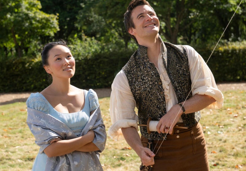 당찬 하녀와 귀족의 로맨스… 亞 배우로 세계관 확장