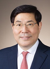 [전문의 칼럼]피 한 방울로 치매 예측… 돌봄 넘어 예방이 국가 전략