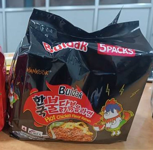 K푸드-뷰티 인기에 해외 짝퉁 넘쳐… ‘불닭’ 영문명 상표권 추진