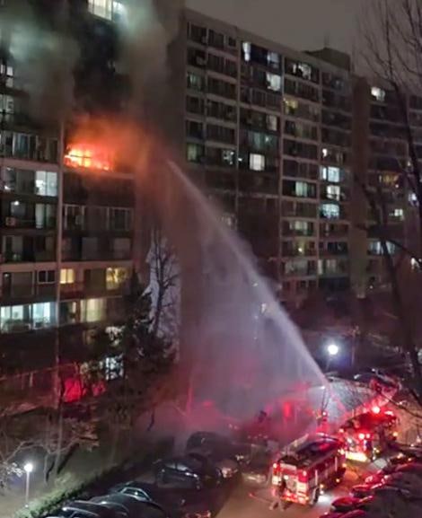 새벽 화재로 10대 숨진 은마아파트, 전층 스프링클러 설치 안돼